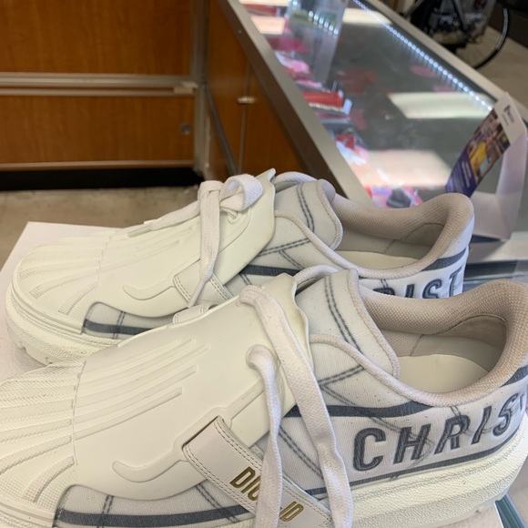 DESIGNER SNEAKERS - Picture 3 of 9